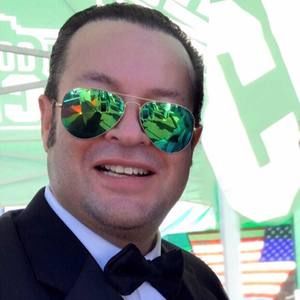 Meet your Posher, Mel